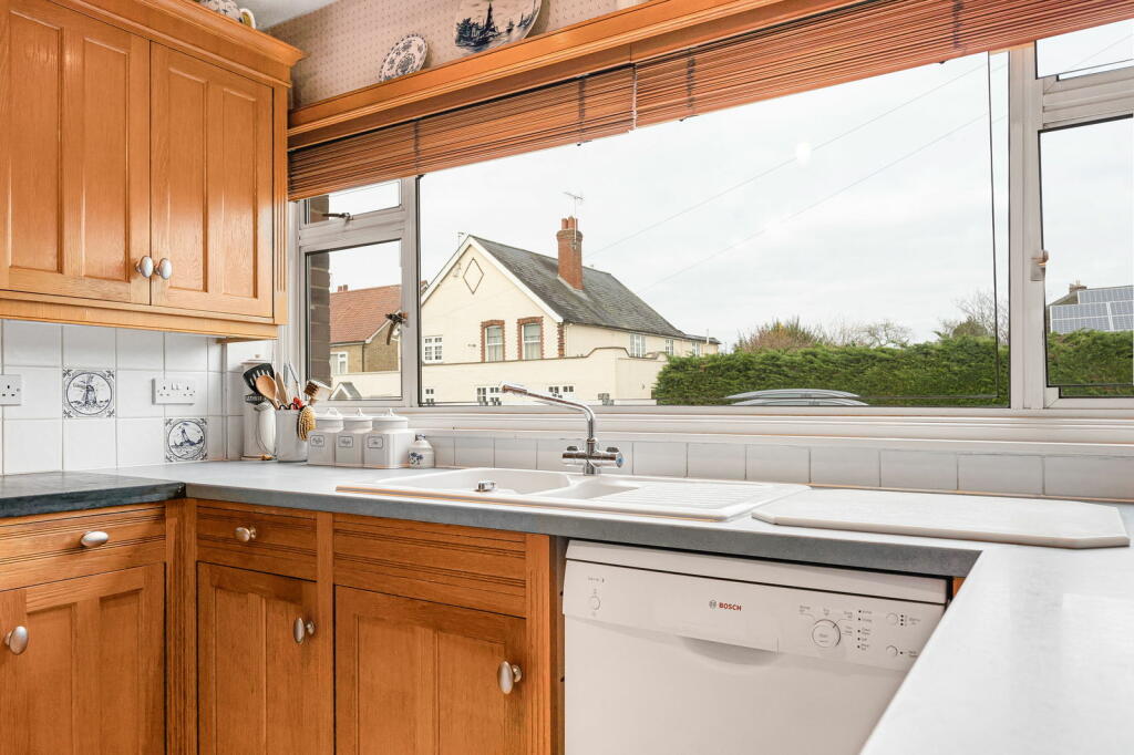 Additional property image - Sheering Mill Lane, Sawbridgeworth, CM21