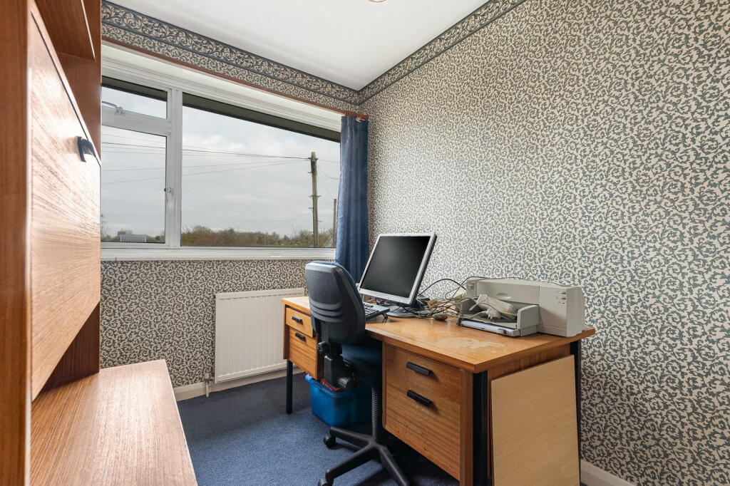 Additional property image - Sheering Mill Lane, Sawbridgeworth, CM21