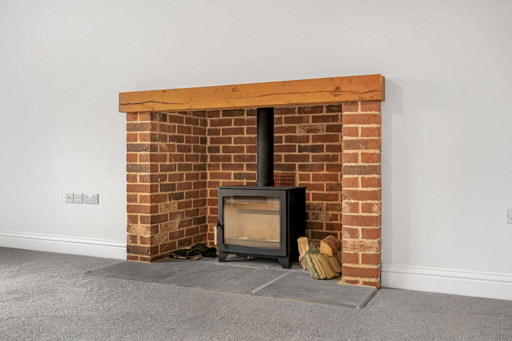 Additional property image - Main Street, Shudy Camps, Cambridgeshire, CB21 4RA