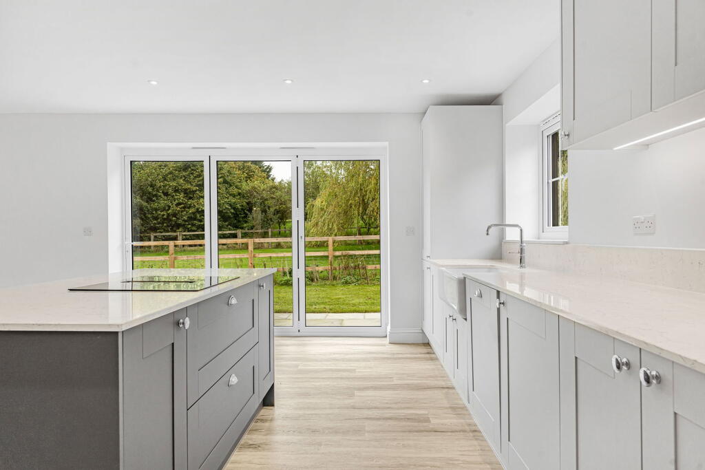 Additional property image - Main Street, Shudy Camps, Cambridgeshire, CB21 4RA