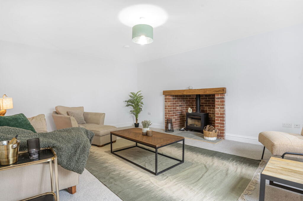 Additional property image - Main Street, Shudy Camps, Cambridgeshire, CB21 4RA