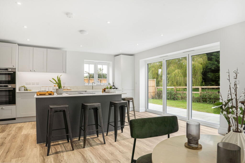 Additional property image - Main Street, Shudy Camps, Cambridgeshire, CB21 4RA