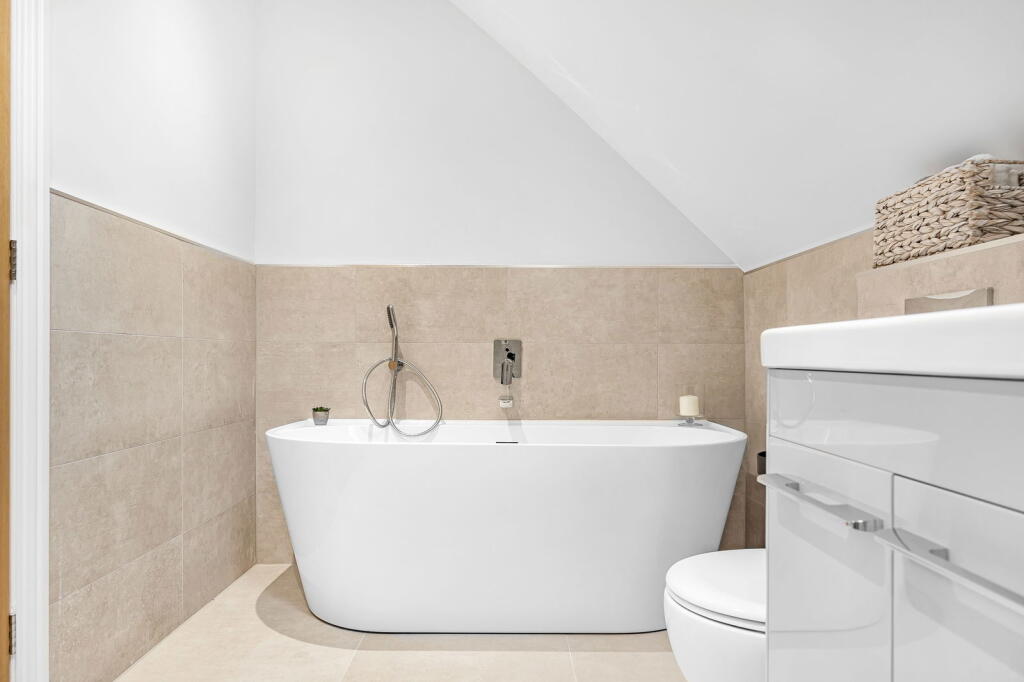 Additional property image - Main Street, Shudy Camps, Cambridgeshire, CB21 4RA