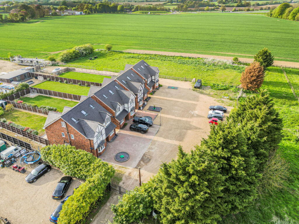 Main image of property: Morgans Farm, Moor Hall Road, Old Harlow, CM17