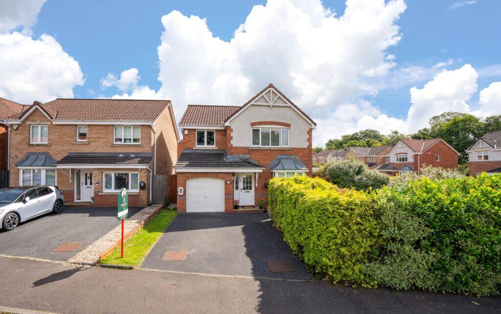Main image of property: Curlew Brae, Livingston, West Lothian, EH54 6UG