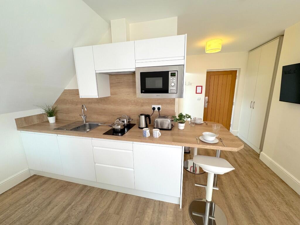 Main image of property: Bridgford Road, West Bridgford, NG2 6AB