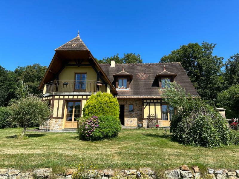 4 bedroom country house for sale in Normandy, Manche, Barenton, France