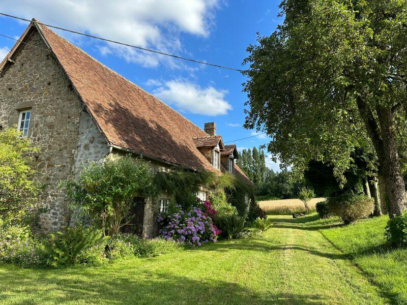 5 bedroom country house for sale in Normandy, Orne, Domfront en Poiraie