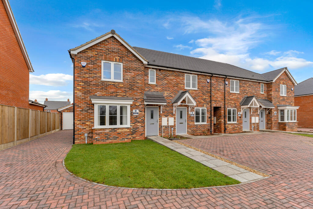 Main image of property: Clover Lane,
Healing,
Grimsby,
DN41 7AG