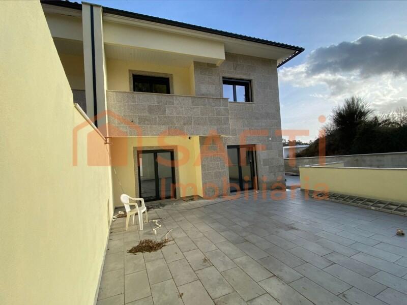 Main image of property: Beira Alta, Ranhados