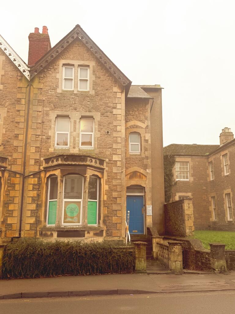 Main image of property: Bath Road, Swindon, Wiltshire, SN1