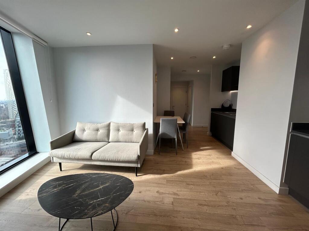 Main image of property: Axis Tower, Whitworth Street, Deansgate, Manchester