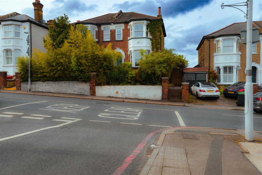 Main image of property: Carshalton Road, Sutton, SM5 3PZ