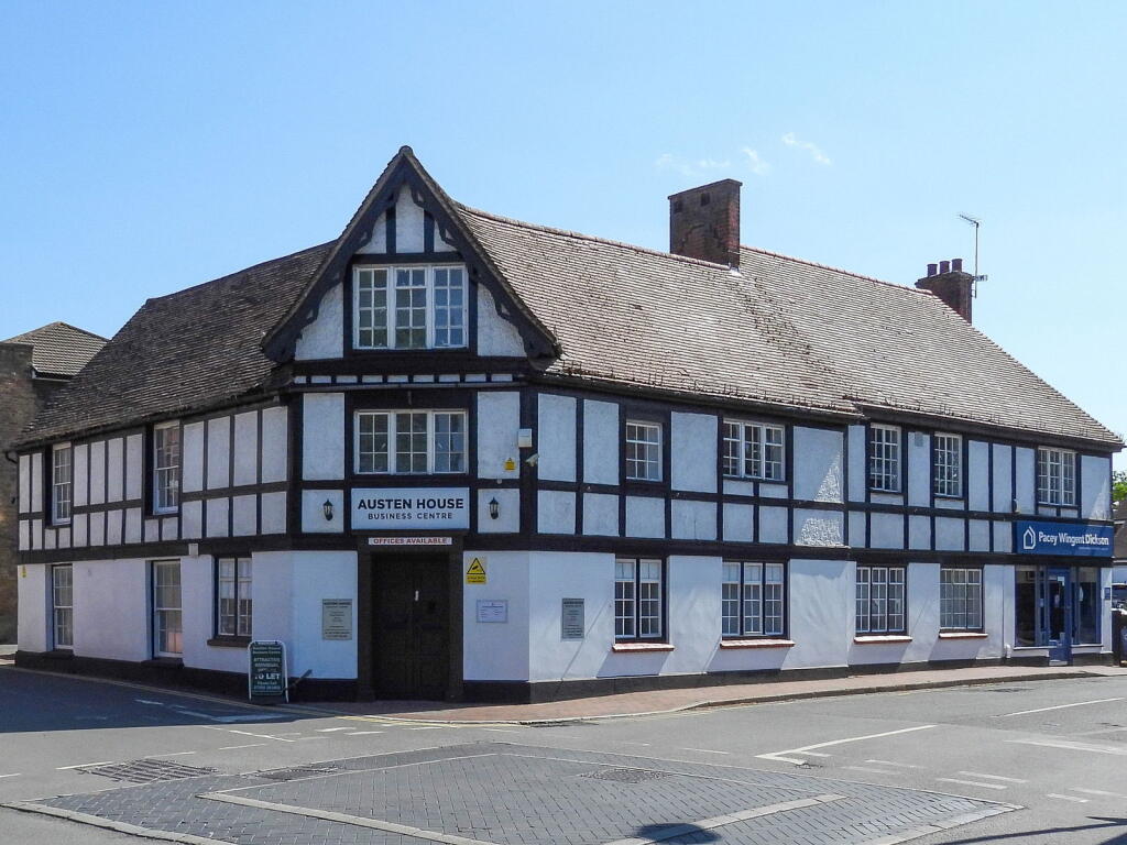 Main image of property: High Street, Great Bookham, KT23 4AG