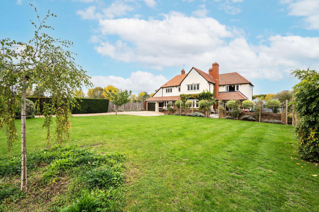 Main image of property: Lower Road, Effingham, KT24