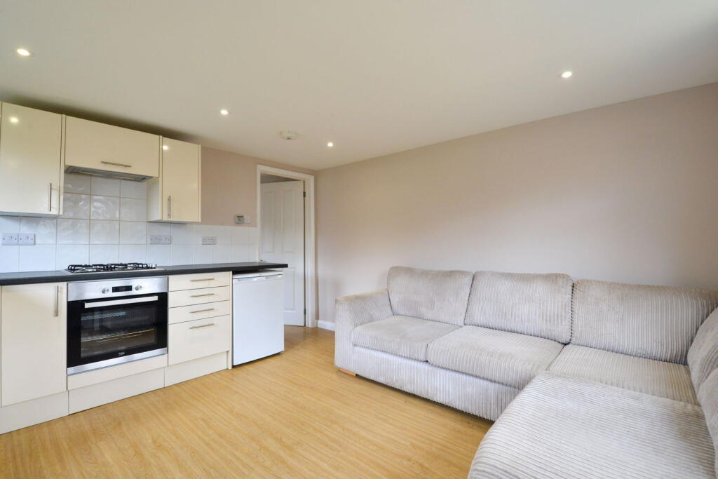 Main image of property: Guildford Road, Bookham, Leatherhead, KT23 4HB