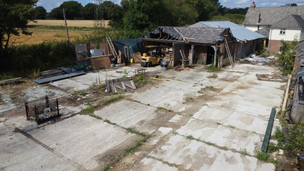 Additional property image - Brook Lane, Great Baddow