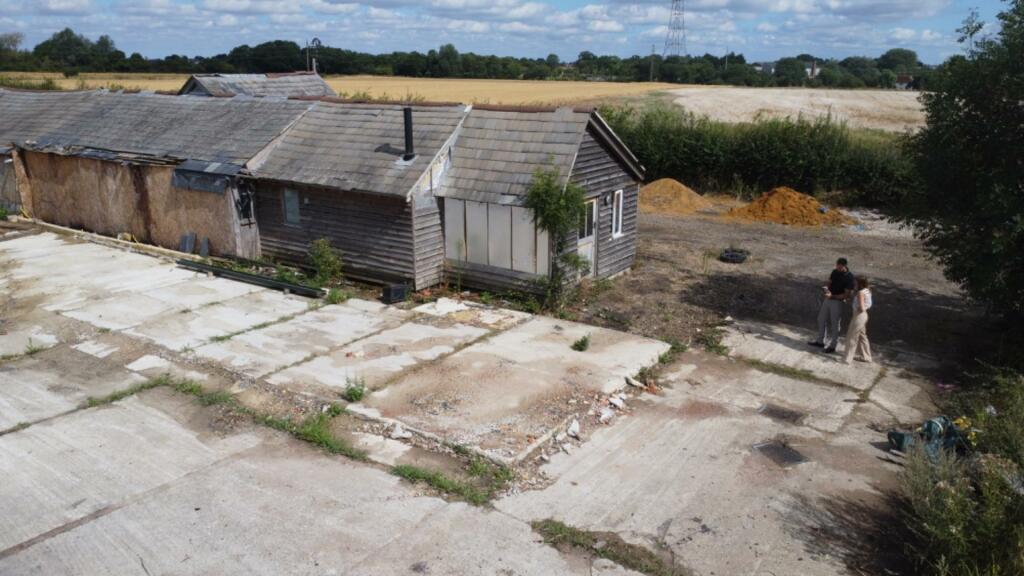 Additional property image - Brook Lane, Great Baddow
