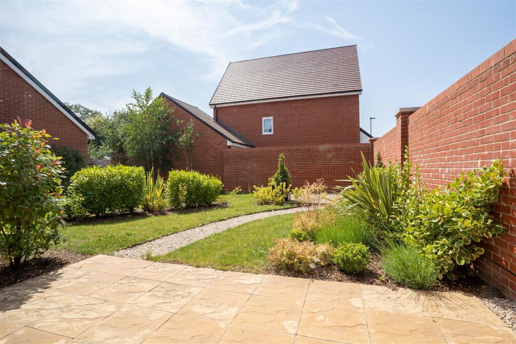 Additional property image - Hatfield Grove, Hatfield Peverel