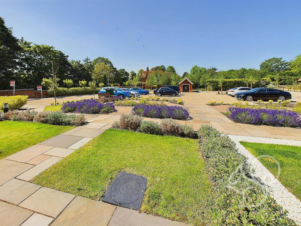 Additional property image - High Garrett, Braintree