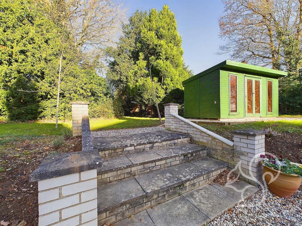Additional property image - High Garrett, Braintree