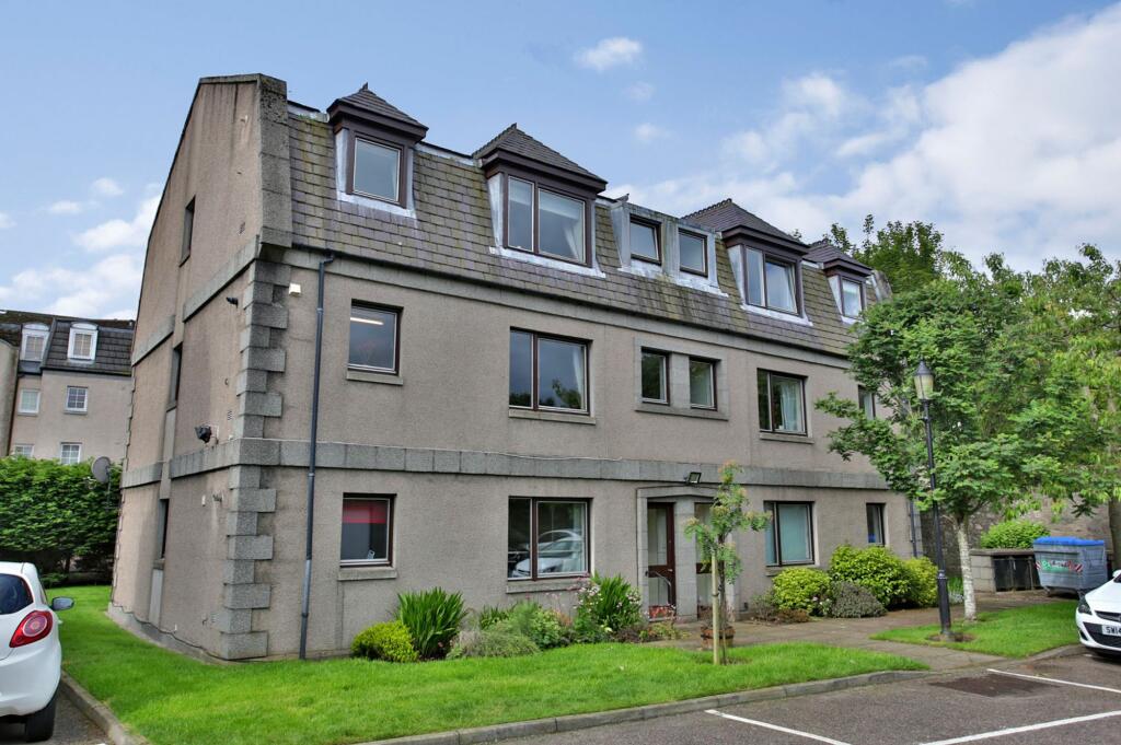 Main image of property: Hardgate, Aberdeen, AB11