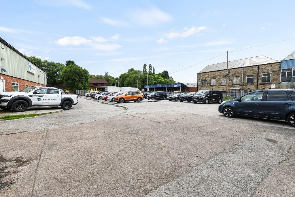 Additional property image - TO LET - Newly Refurbished 20ft Storage Shipping Container, Lowercroft Business Park, Bury, BL8
