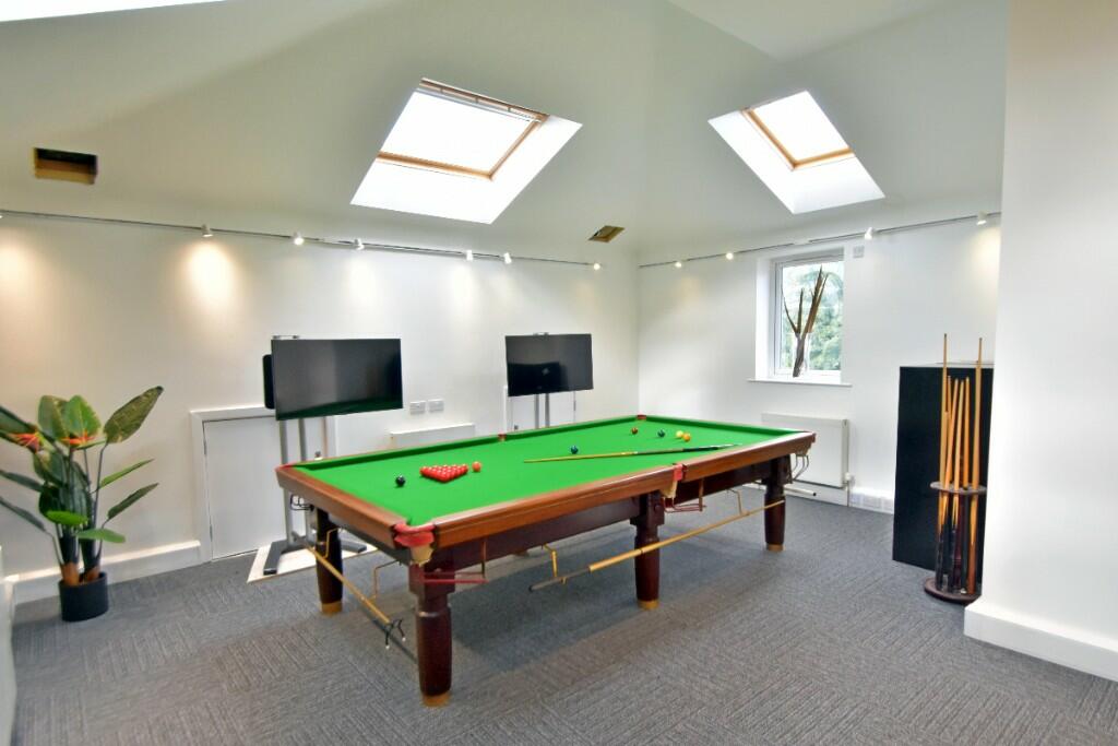Additional property image - First Floor, 435-437 Walmersley Road, Bury, BL9