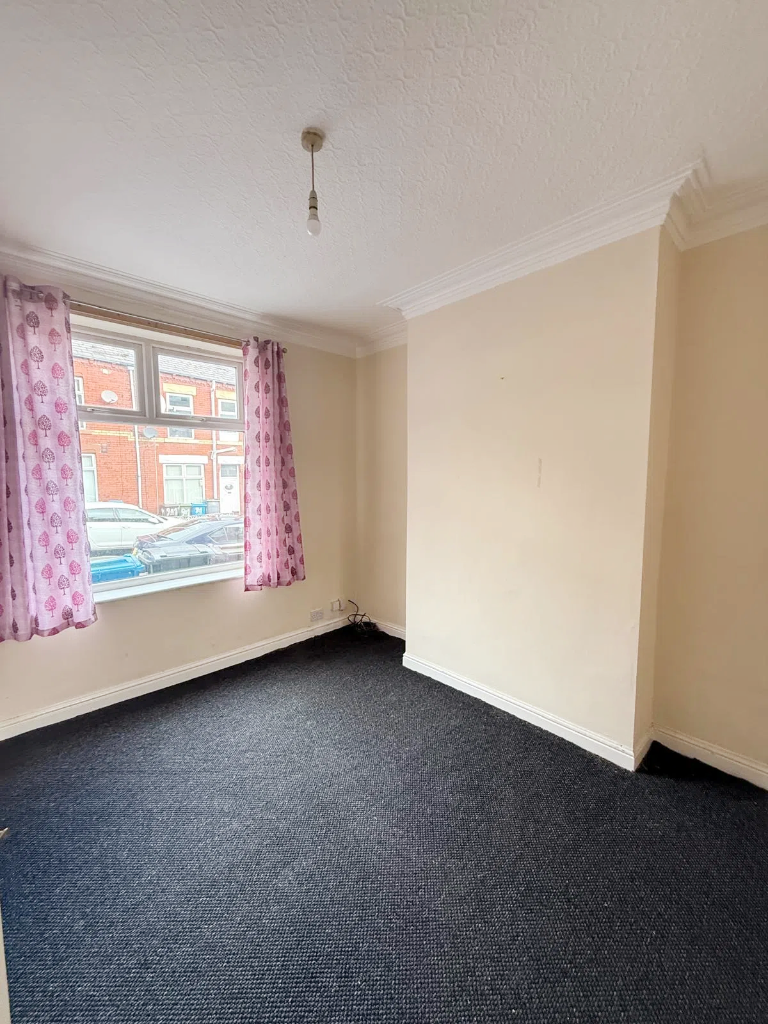 Main image of property: Crete Street, Oldham, Greater Manchester, OL8