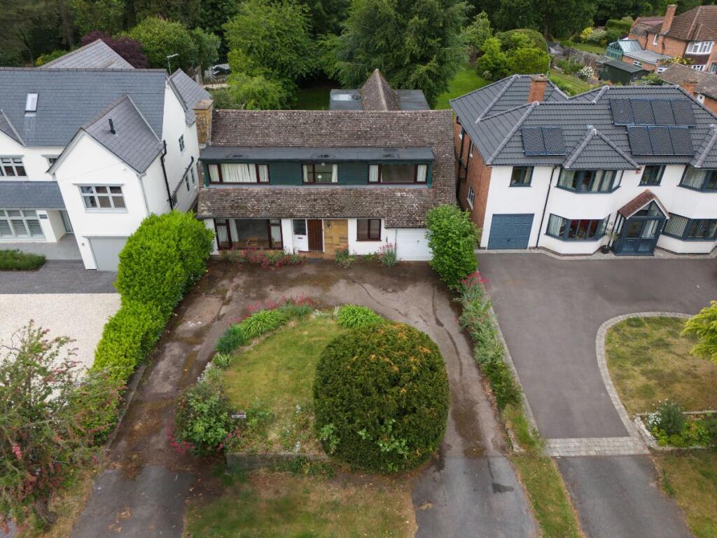 Main image of property: Cliff Avon, High Street, Barford, Warwick
