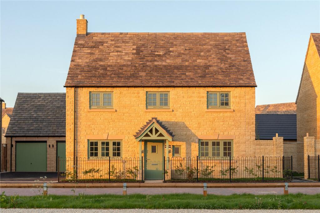 Main image of property: 76 Ellenbrook, Stow Road, Moreton-In-Marsh, Gloucestershire, GL56