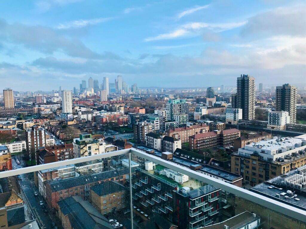 Main image of property: 30 Piazza Walk, London, E1