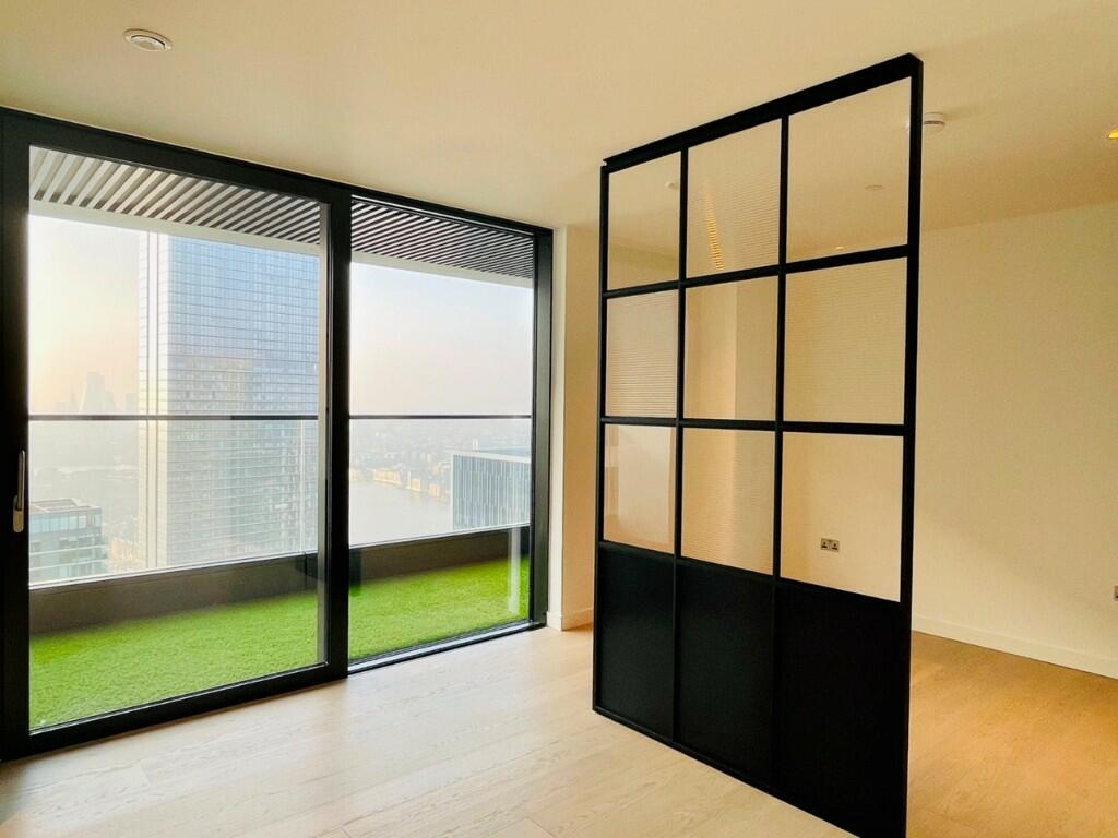Main image of property: Wards Place, London, E14