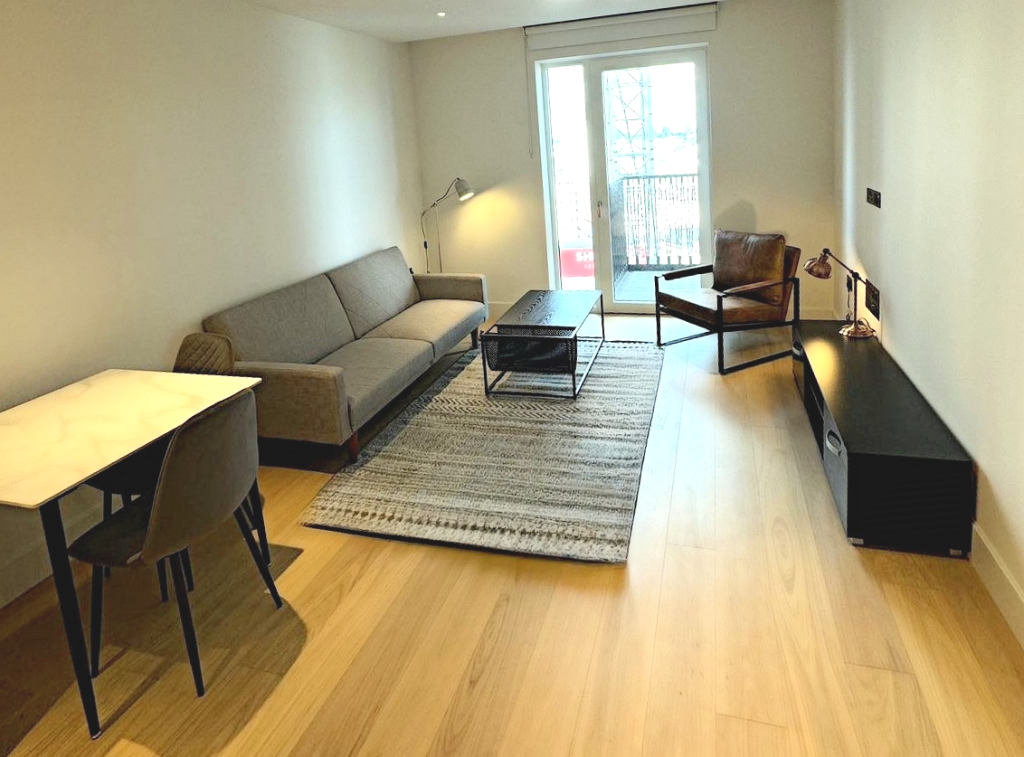 Main image of property: Cascade Way, London, W12