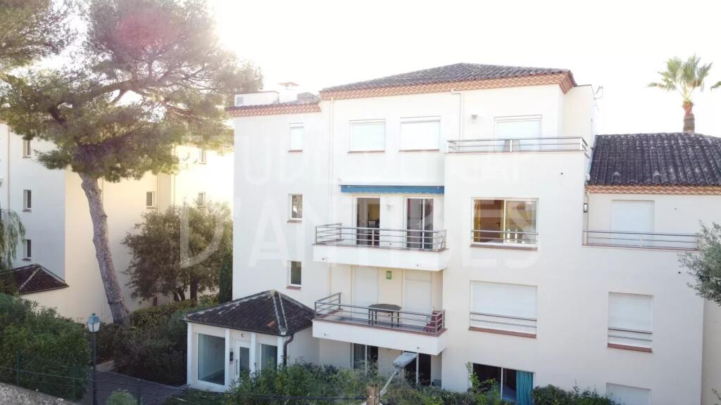 Main image of property: Provence-Alps-Cote d`Azur, Alpes-Maritimes, Antibes