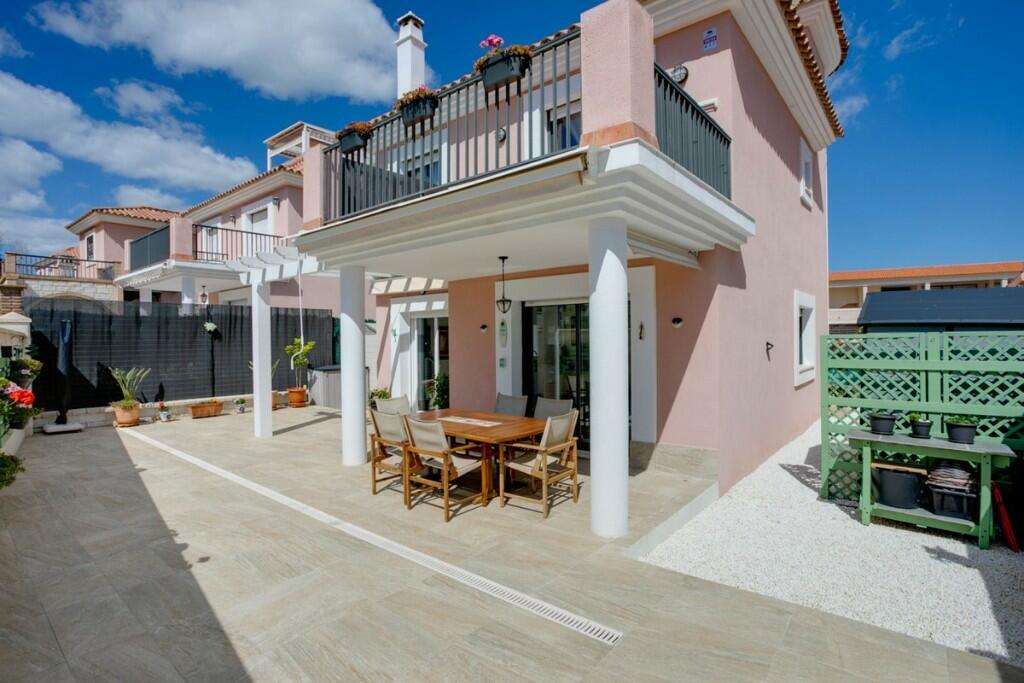 3 bedroom detached villa for sale in Sabinillas, Málaga, Andalusia, Spain