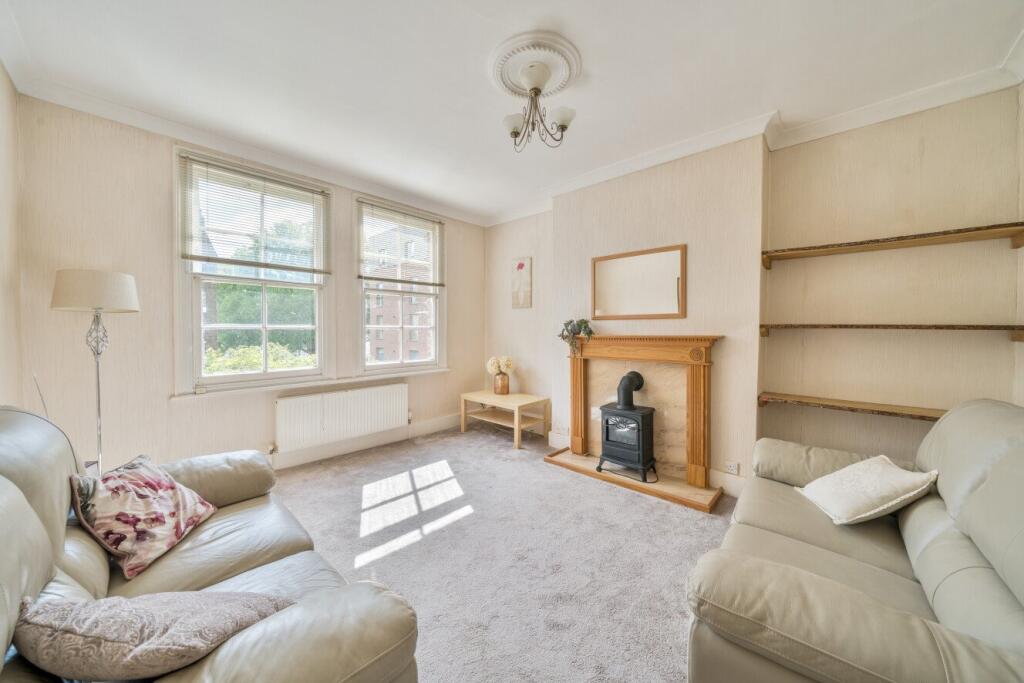 Main image of property: Lomond Grove, London, SE5