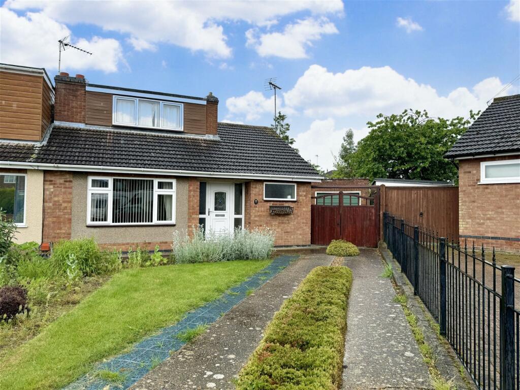 Main image of property: Poplar Close, Rushden