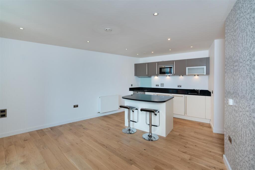 Main image of property: Candle House, Wharf Approach, Leeds City Centre