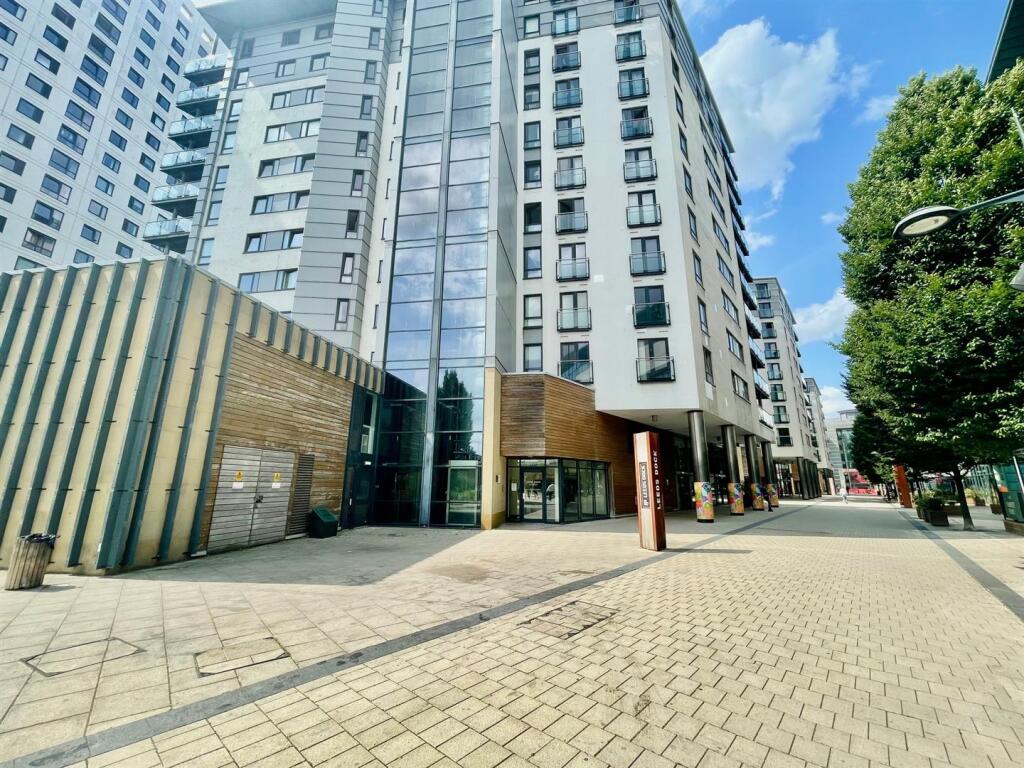 Main image of property: The Boulevard, Leeds Dock, Leeds