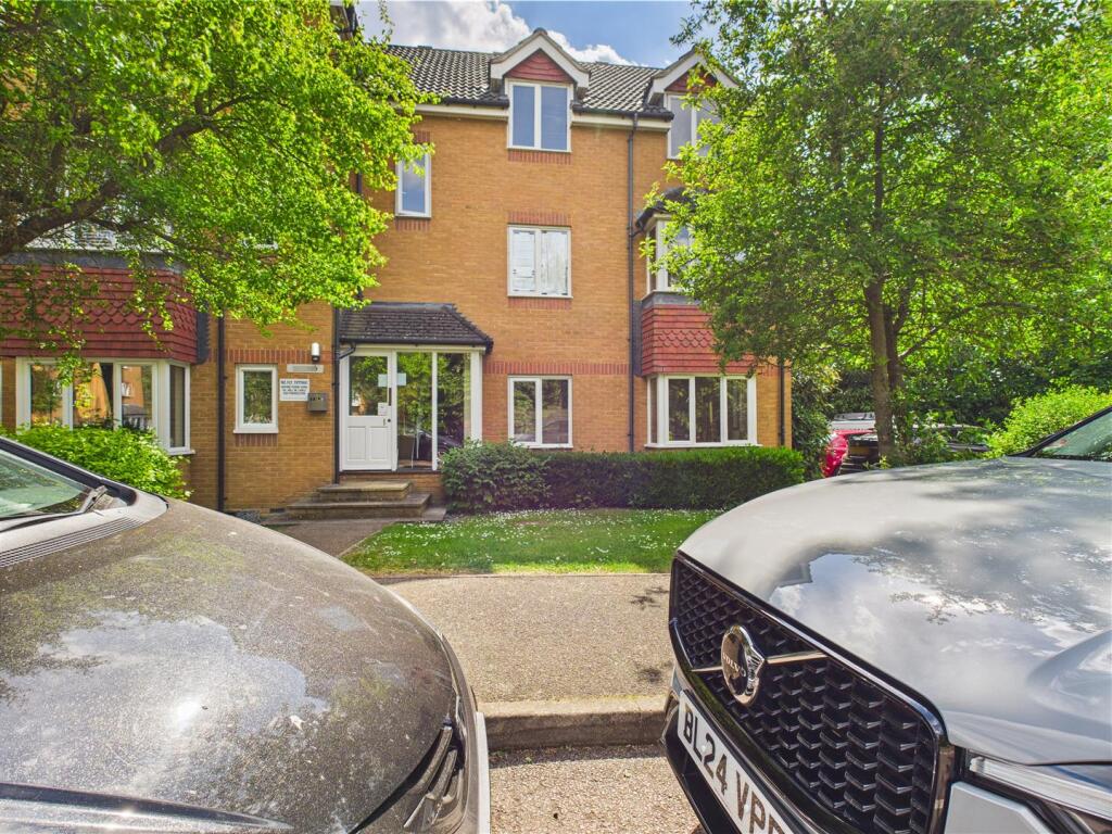 Main image of property: Redoubt Close, Hitchin
