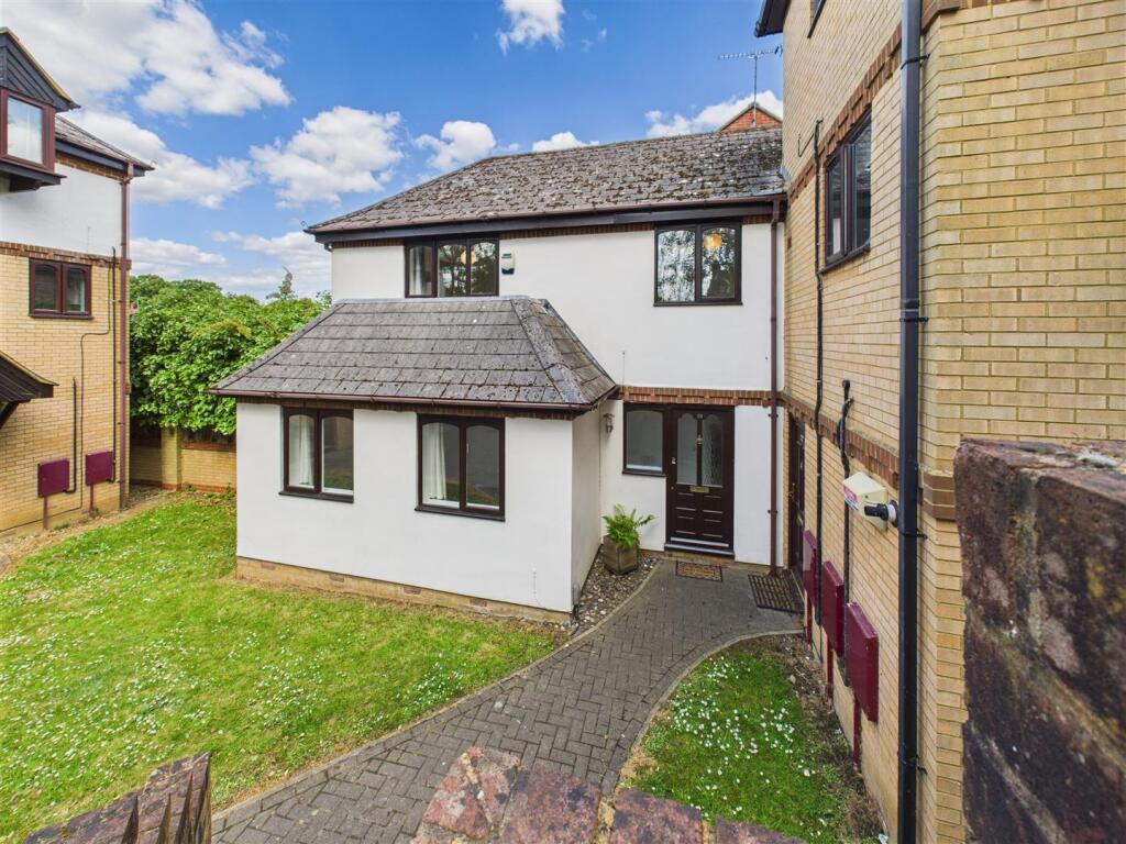 Main image of property: St. Annes Road, Hitchin