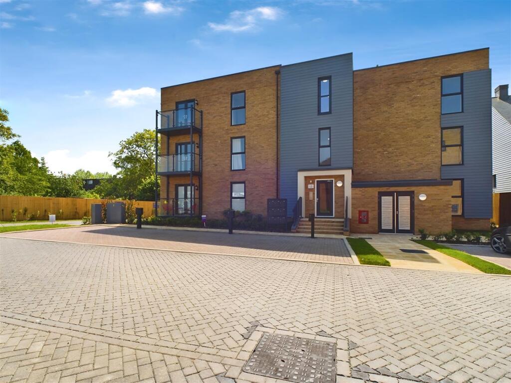 Main image of property: Billing Place, Hitchin