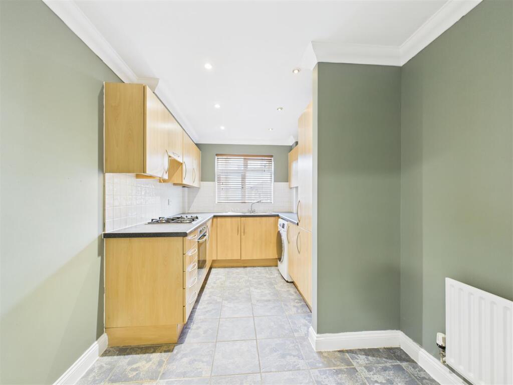 Main image of property: Stevenage Road, Hitchin