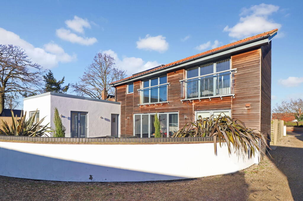 Main image of property: New Road, North Walsham, NR28 9DE