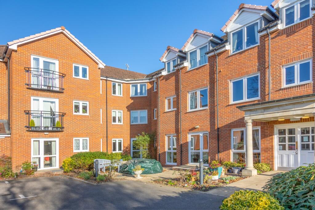 Main image of property: Milward Court, Warwick Road, Reading, Berkshire, RG2 7BG