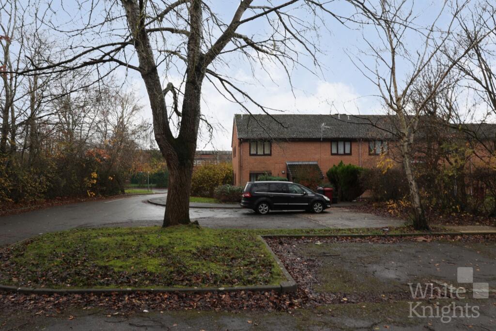 Main image of property: Rossington Place, Reading, Berkshire, RG2 8RQ