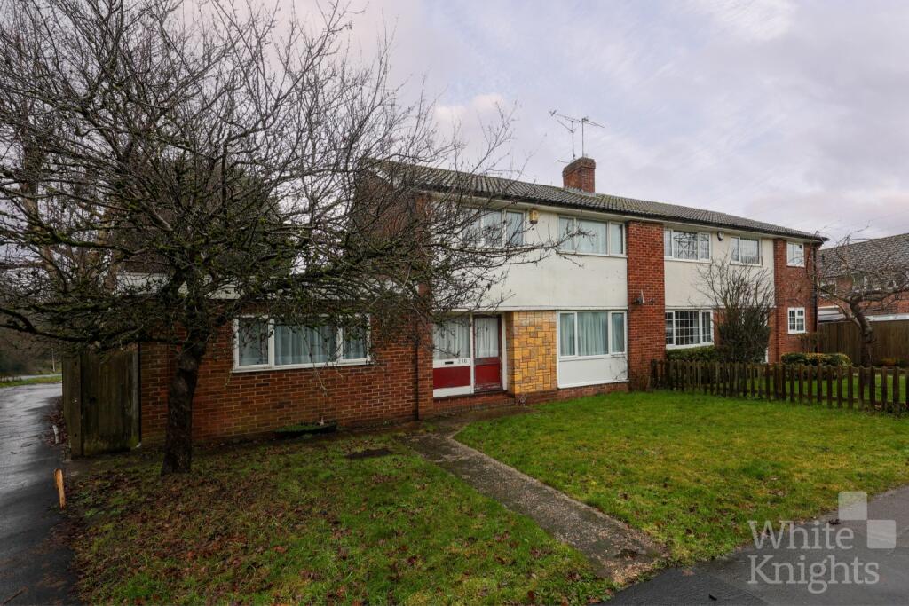 Main image of property: Kingfisher Drive, Woodley, Reading, Berkshire, RG5 3LH