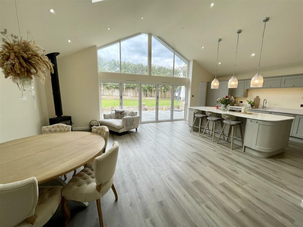 Additional property image - Lake Road, Verwood, Dorset