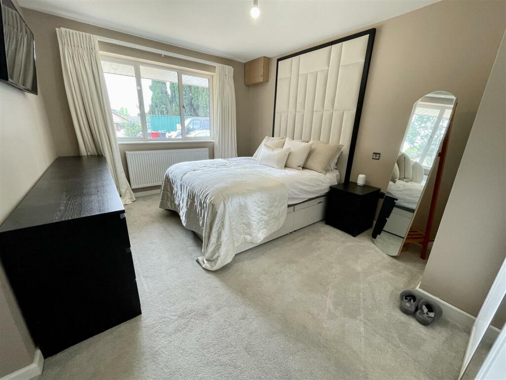 Additional property image - Lake Road, Verwood, Dorset